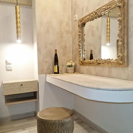 Golden Center Lejlighedshotel 4*