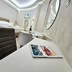 Aparthotel Golden Center 4*