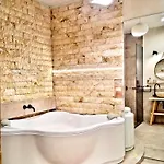 Aparthotel Golden Center 4*