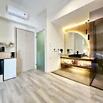 Golden Center 4*