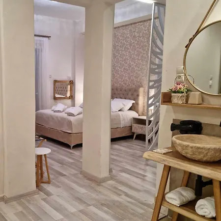Apart-hotel Golden Center 4*
