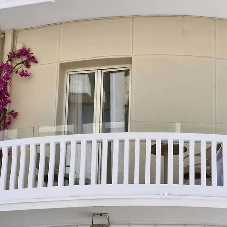 Apart-hotel Golden Center 4*