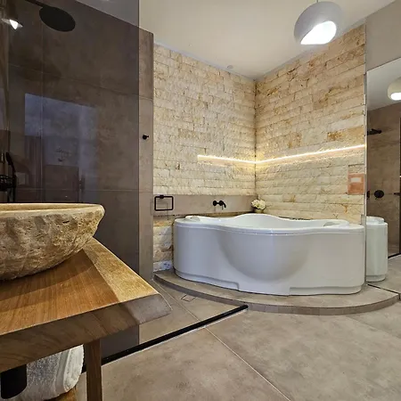 Golden Center Rhodes City