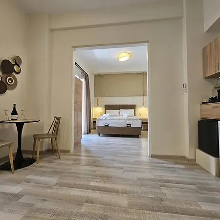 Golden Center 아파트호텔 Rhodes City
