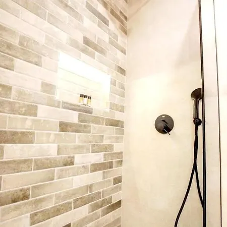Golden Center Apart-hotel 4*