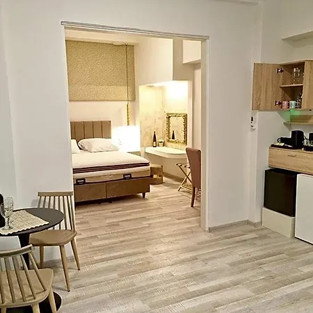 Golden Center 4*