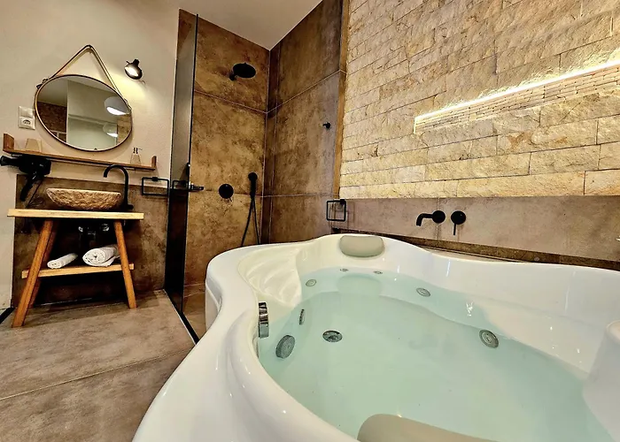 Golden Center Apart-hotel