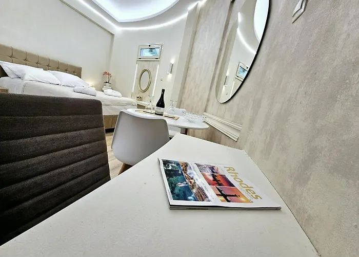 Apart-hotel Golden Center 4*