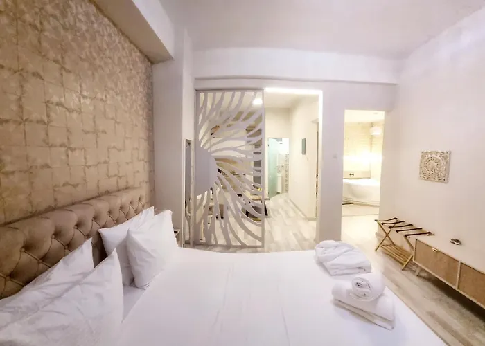 Golden Center Apart-hotel 4*