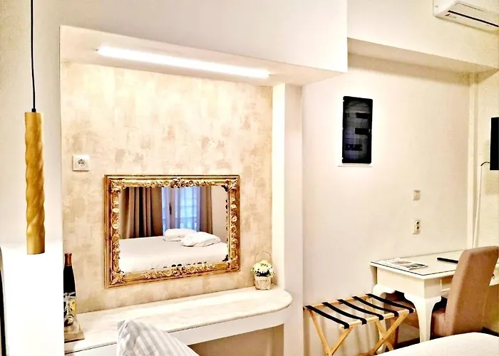 Apart-hotel Golden Center 4*