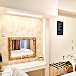 Apartahotel Golden Center 4*