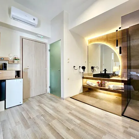Golden Center 4*
