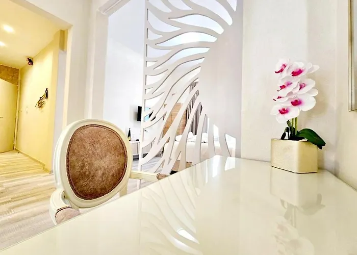 Golden Center Hotel de apartamente 4*